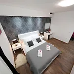 Luxury Konukevi 4*